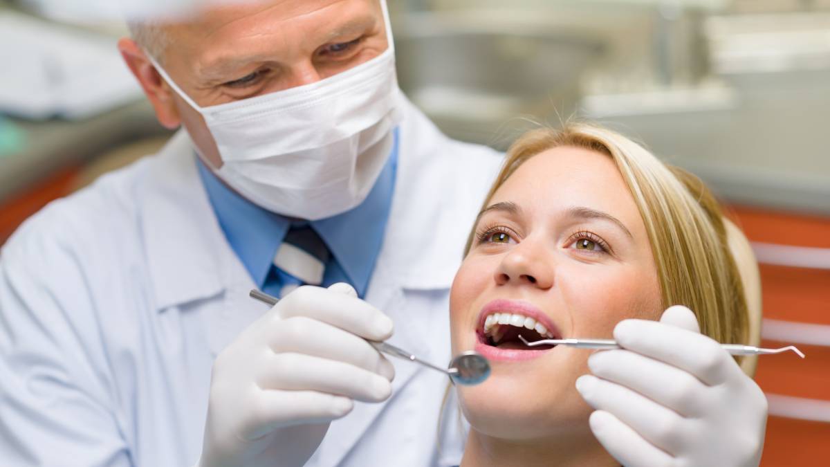 stomatologue-dentiste